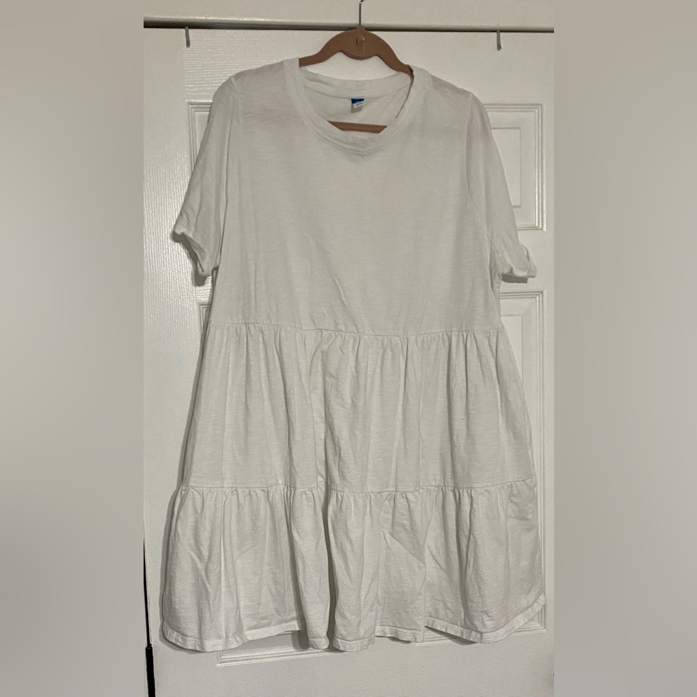 Old Navy White Ruffle dress - Size 2X